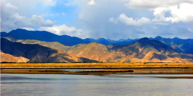 探寻西藏高原圣地的神秘魅力